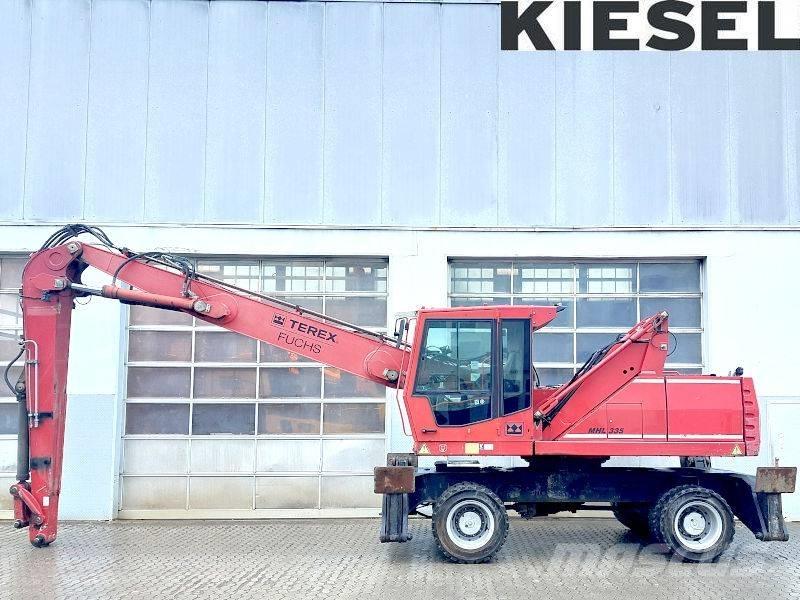 Fuchs MHL 335 D Materialumschlag