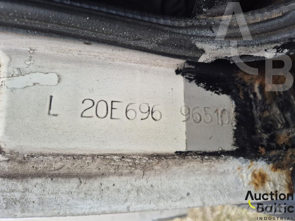 MAN 8.153 Pritschenwagen/Pritschenwagen mit Seitenklappe