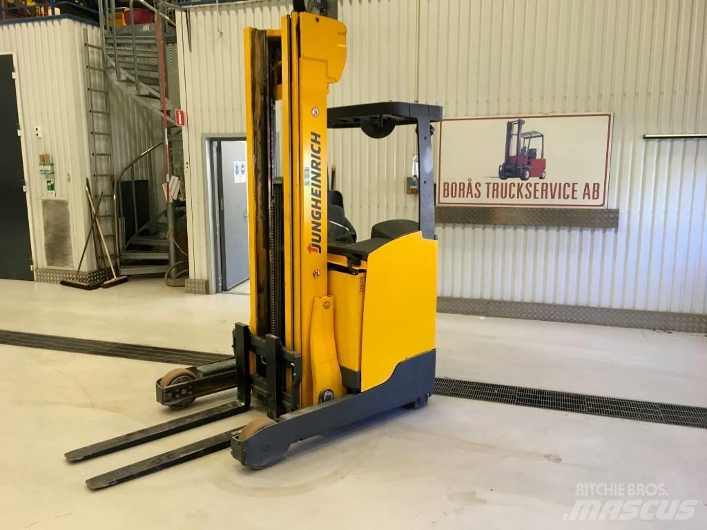 Jungheinrich ETV 214 Schubmaststapler