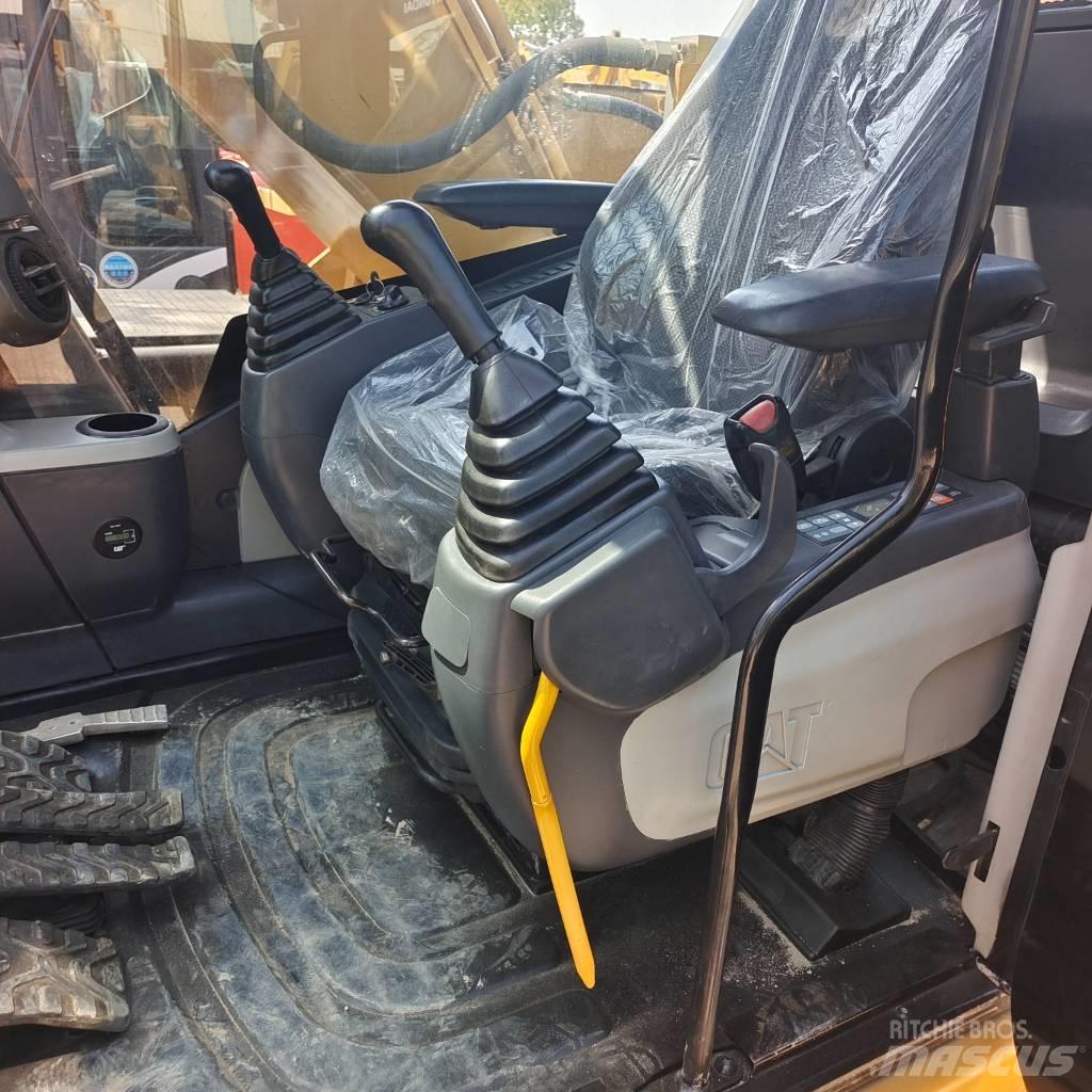CAT 320 D Raupenbagger