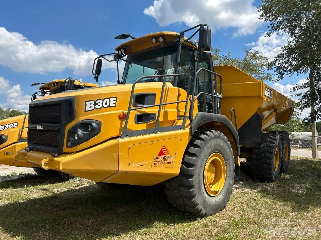 Bell B30E Dumper - Knickgelenk