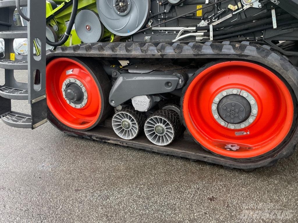 CLAAS Lexion 6900 TT Mähdrescher
