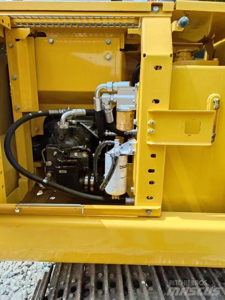 Komatsu PC 110 Midibagger  7t - 12t
