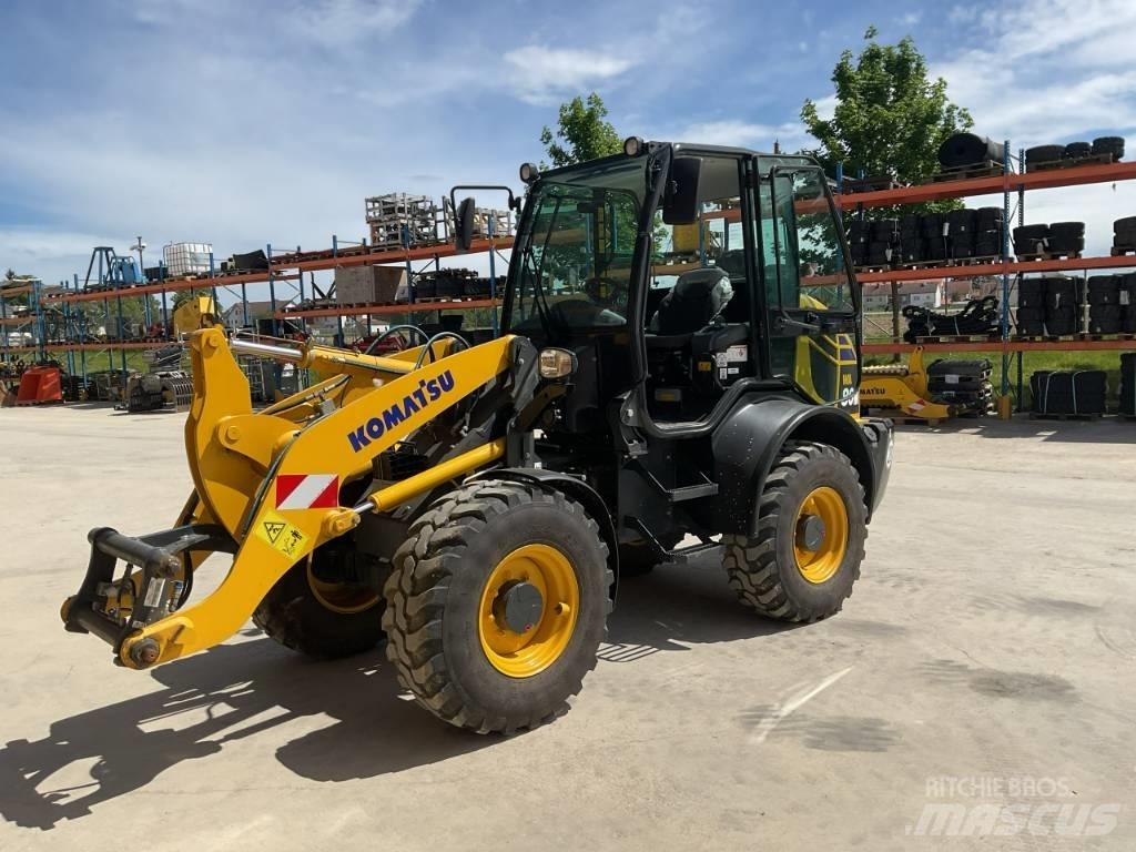 Komatsu WA80M-8 Radlader