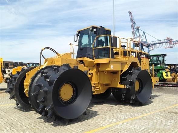 CAT 836G Müllverdichter