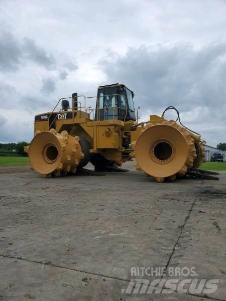 CAT 836G Müllverdichter