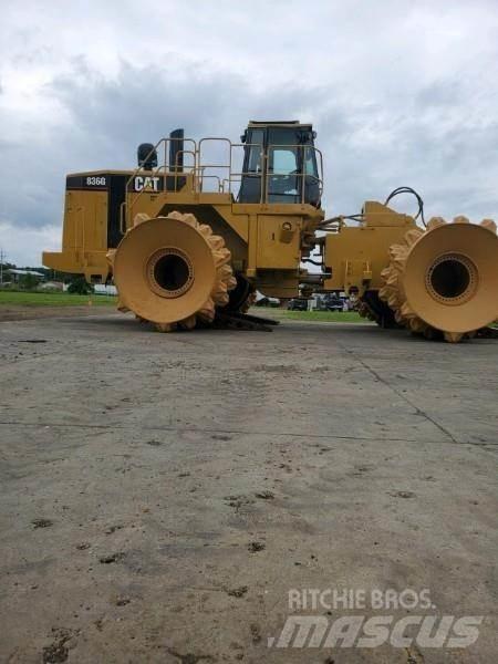 CAT 836G Müllverdichter