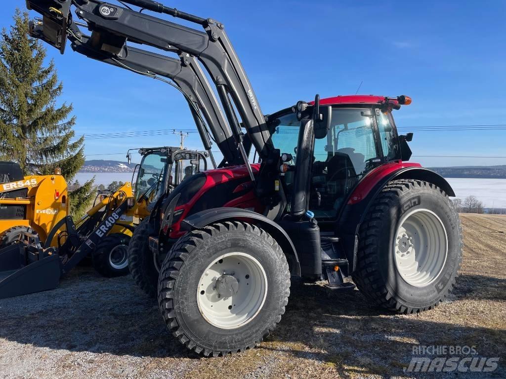 Valtra Valmet N134 Traktoren
