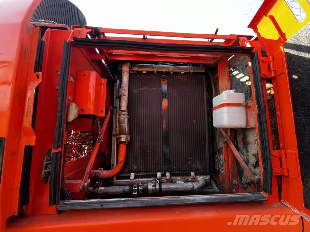 Doosan DH 225 LC-7 Raupenbagger