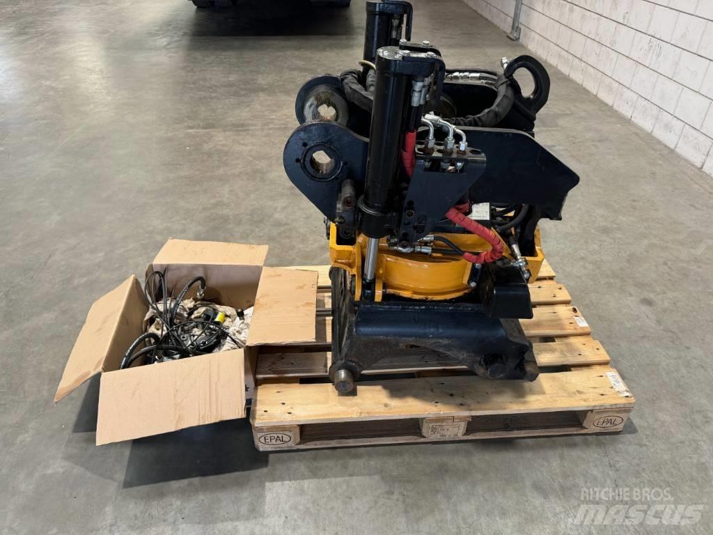 Engcon EC15B-CW30EC Rotationsschaufel