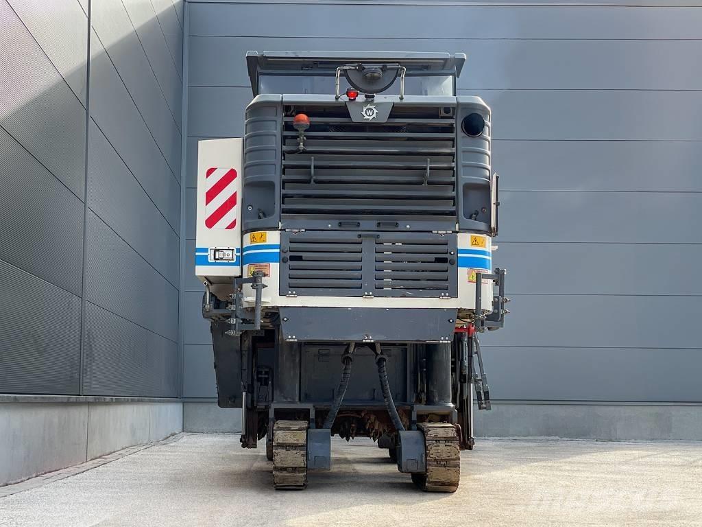 Wirtgen W 200 Asphaltfräsen