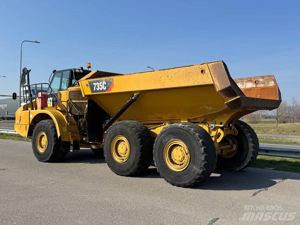 CAT 735C Dumper - Knickgelenk