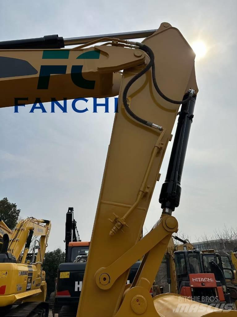 CAT 325 D Raupenbagger
