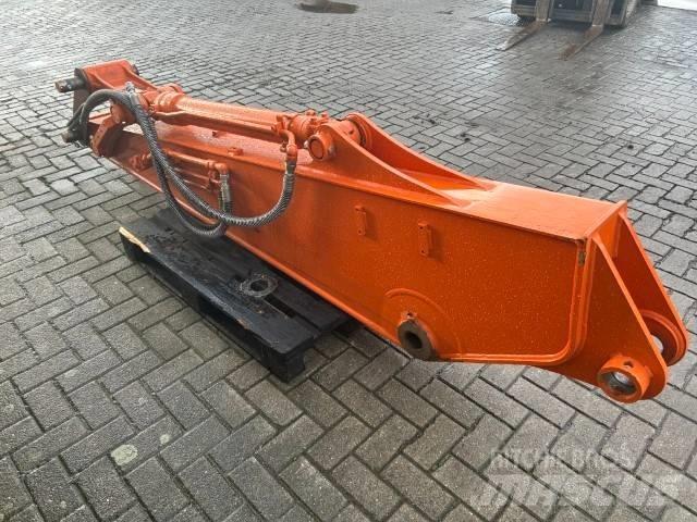 Hitachi ZX 135 Raupenbagger