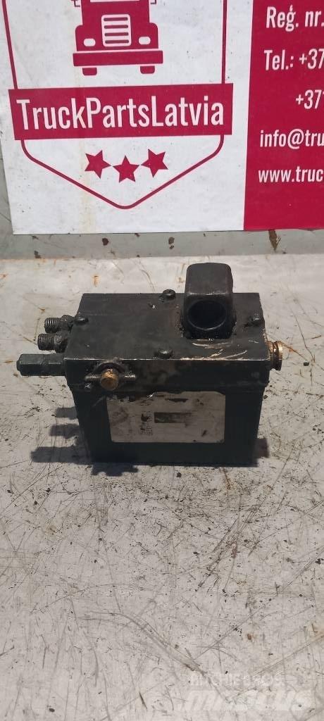 Scania R 440.    1422540 Hydraulik