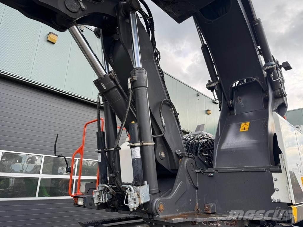 Volvo EW220 E Materialumschlag