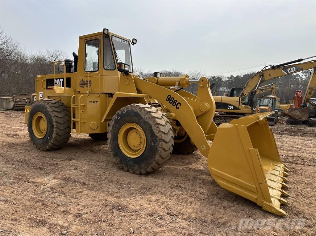 CAT 966C Radlader