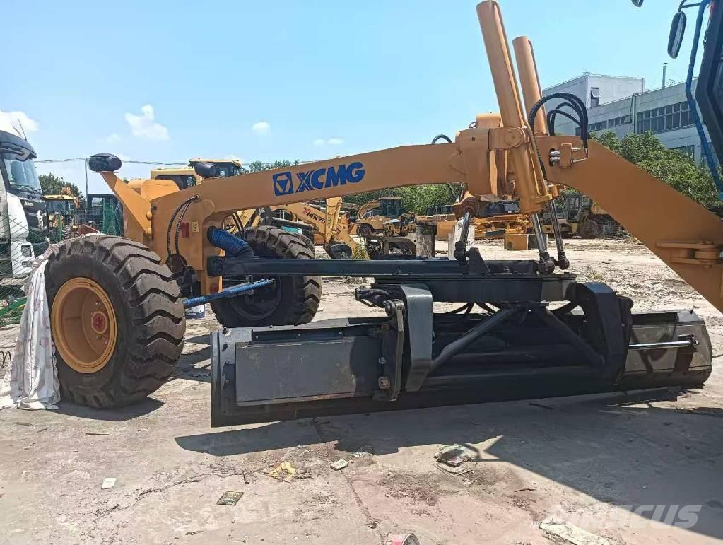 XCMG GR1803 Grader