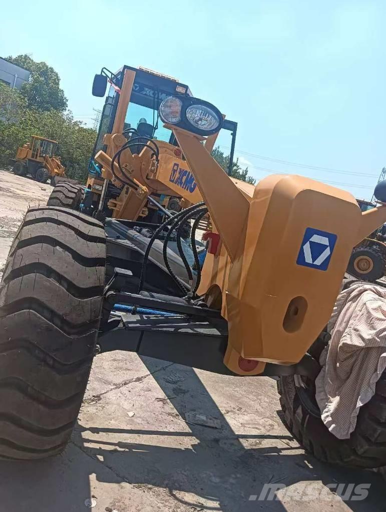 XCMG GR1803 Grader