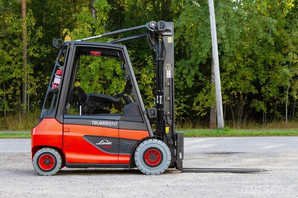 Linde E30-01 Elektrische heftrucks