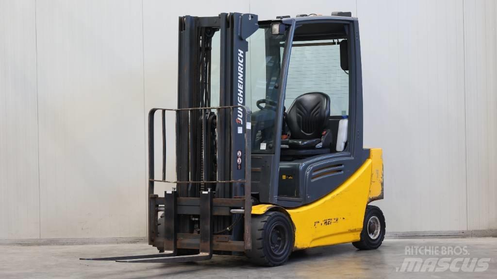 Jungheinrich EFG 320 Elektrische heftrucks