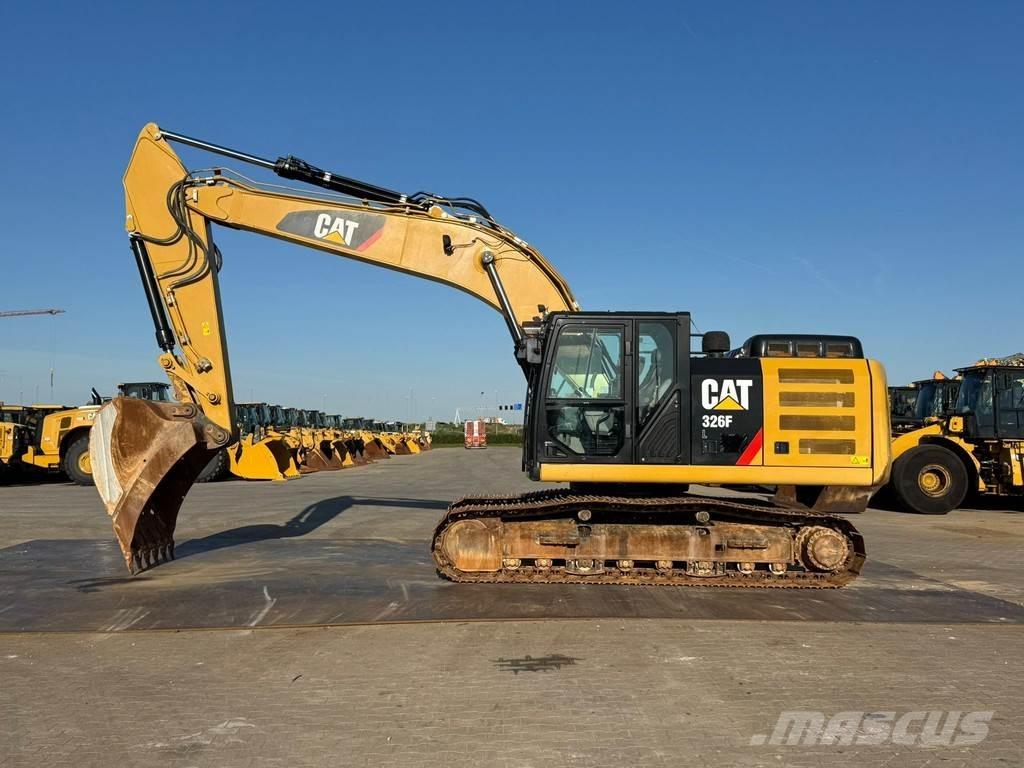 CAT 326FL Raupenbagger