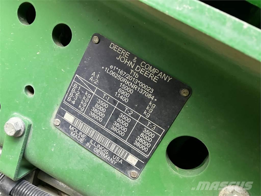 John Deere 6250R Traktoren