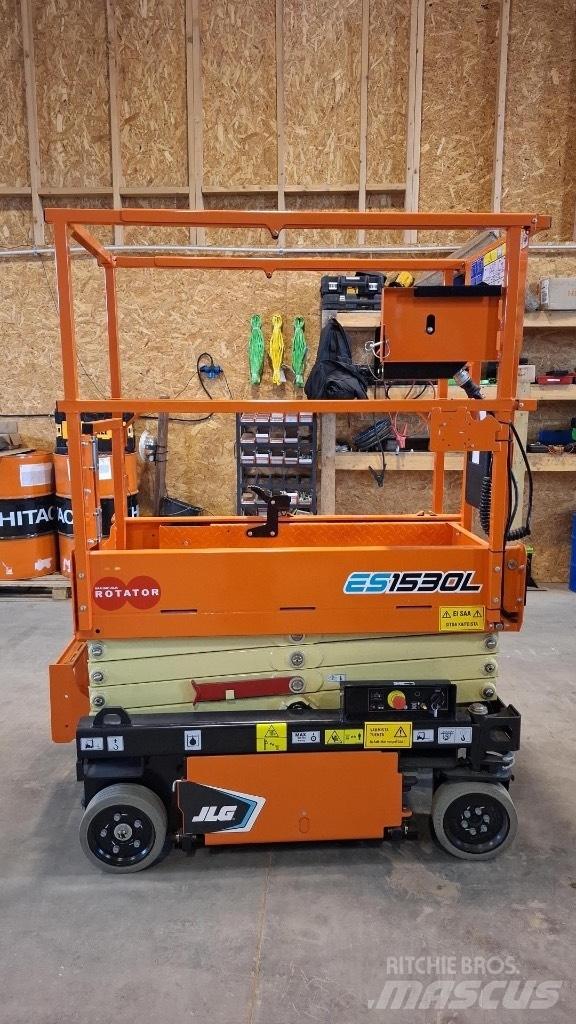 JLG ES 1530 L Scheren-Arbeitsbühnen