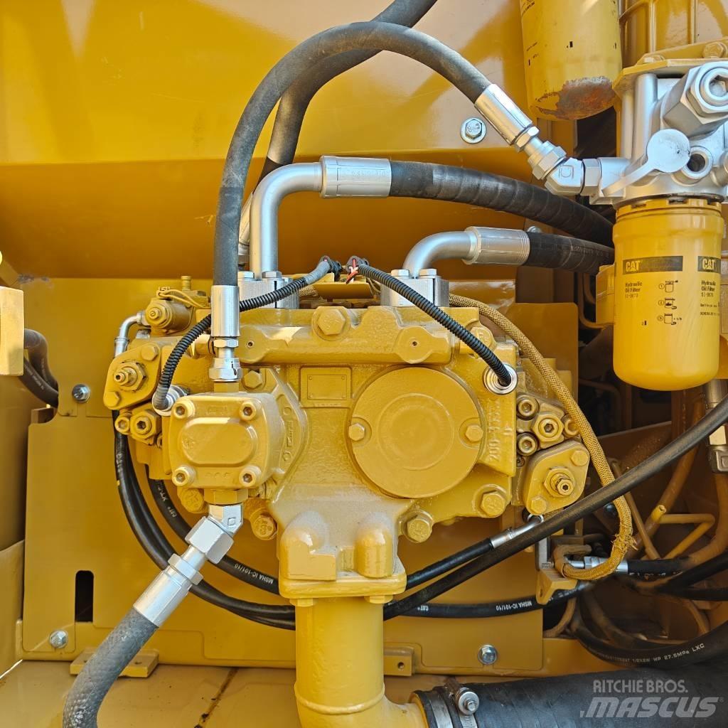 CAT 320D2 Raupenbagger