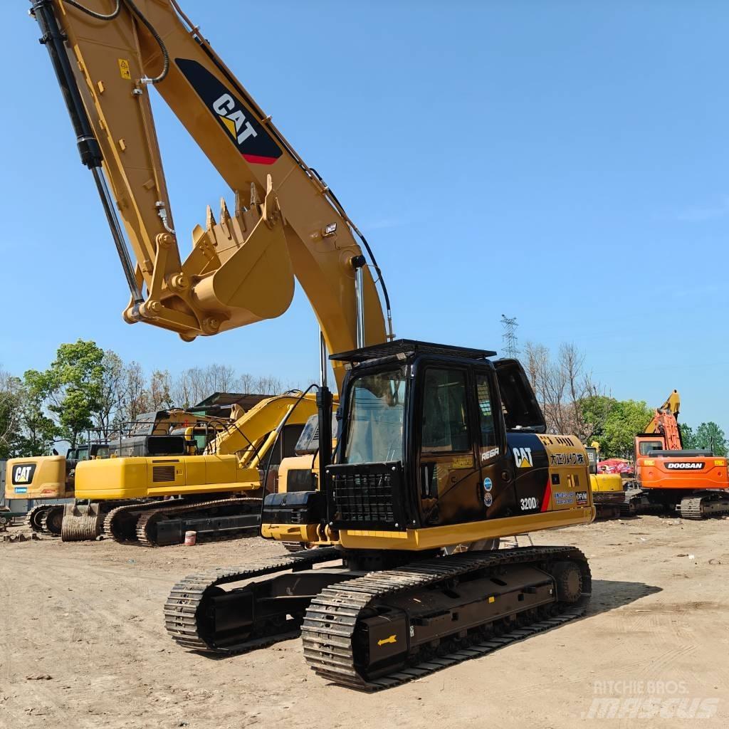 CAT 320D2 Raupenbagger