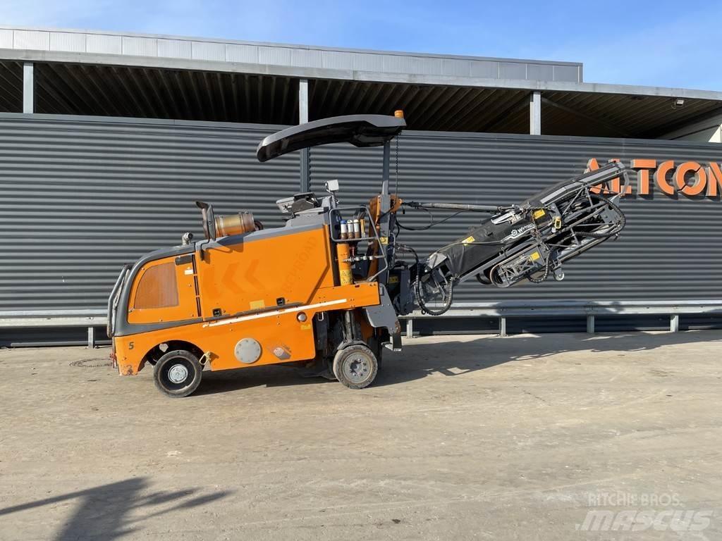 Wirtgen W 50 DC Asphaltfräsen