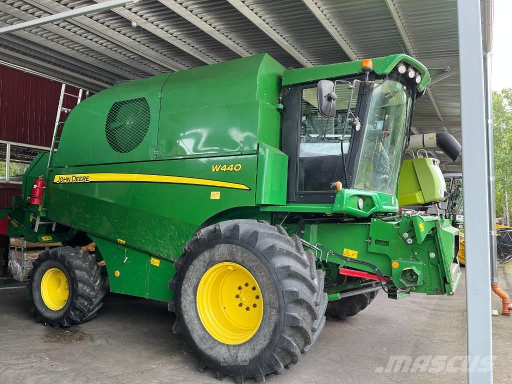 John Deere W 440 Mähdrescher