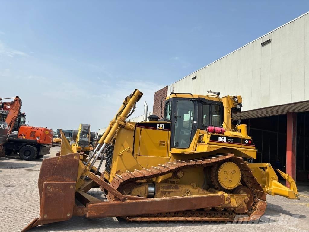 CAT D 6 R XW Bulldozer