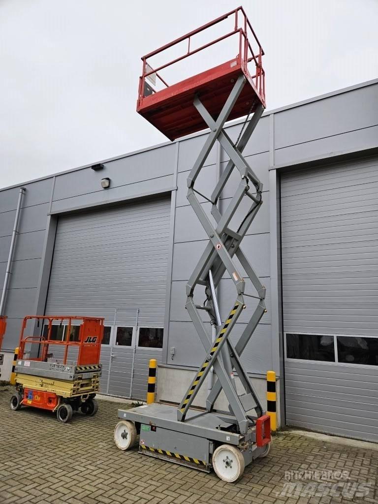 SkyJack SJ 4620 Scheren-Arbeitsbühnen