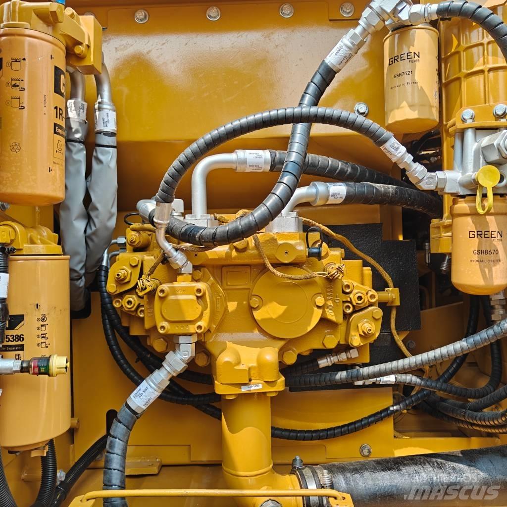 CAT 320D2L Raupenbagger