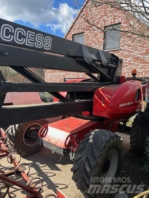 Manitou 200 ATJ Gelenkteleskoparbeitsbühnen