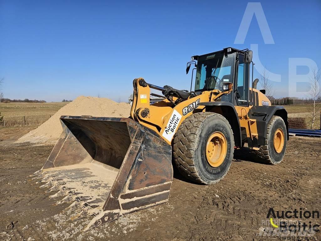 CASE 821 F Radlader