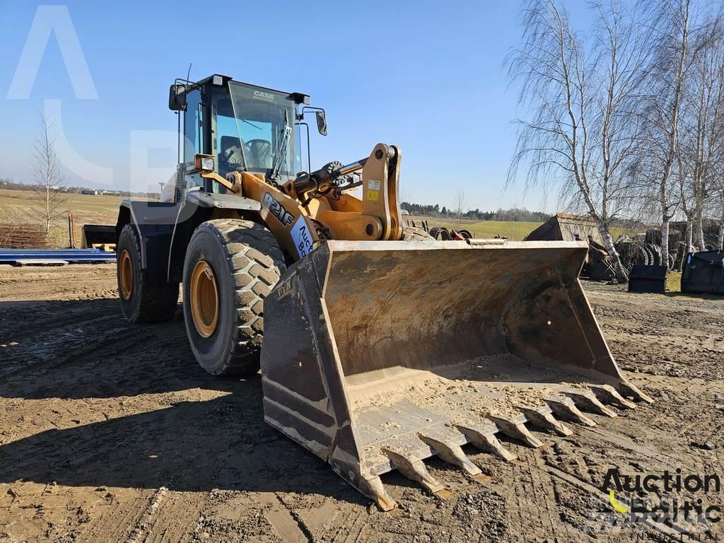 CASE 821 F Radlader