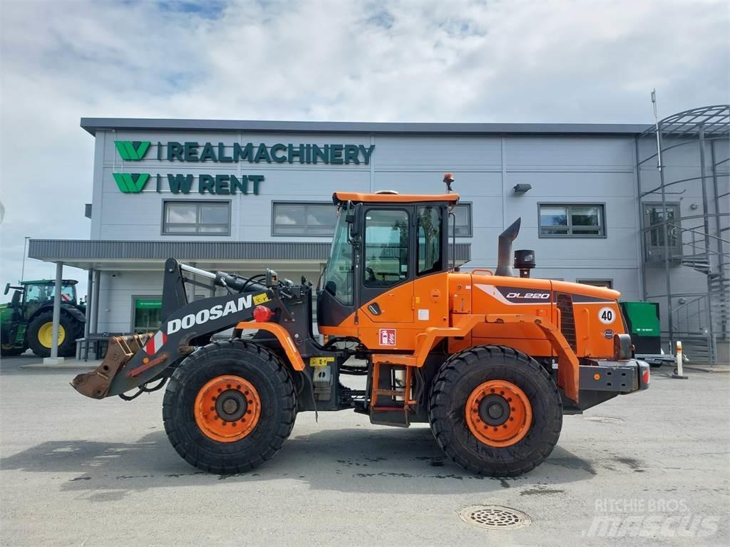 Doosan DL220-5 Radlader