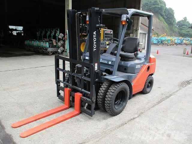 Toyota 8FD25 Heftrucks overige