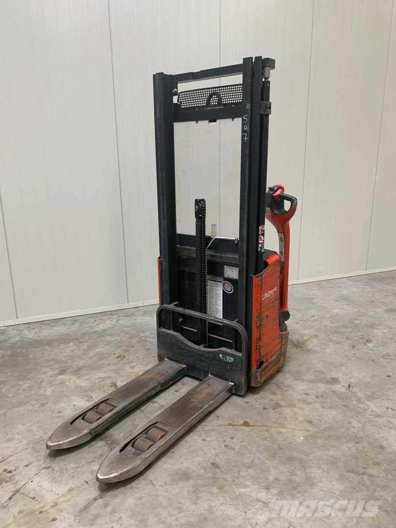 Linde L10 Zelfrijdende stapelaars