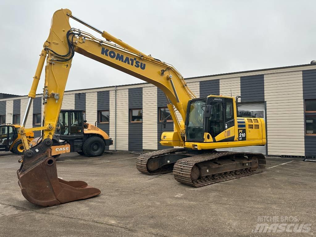 Komatsu PC210LC-11 Raupenbagger