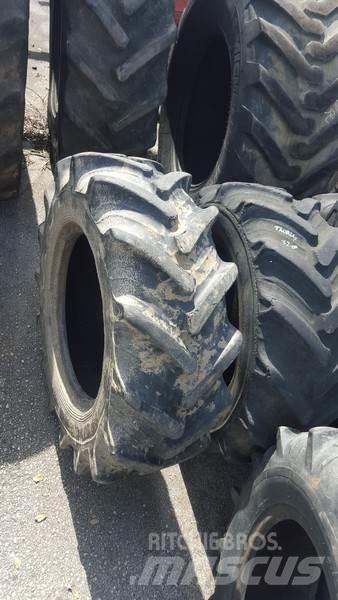  Pneus 320/70R20 Reifen