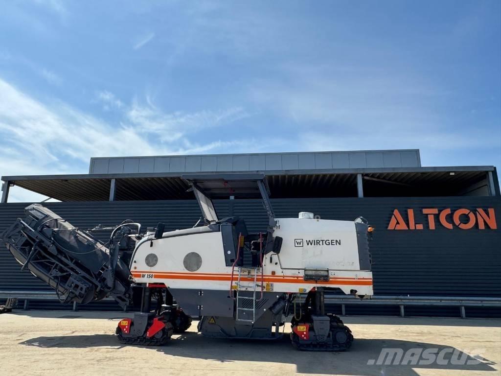 Wirtgen W 150 Asphaltfräsen
