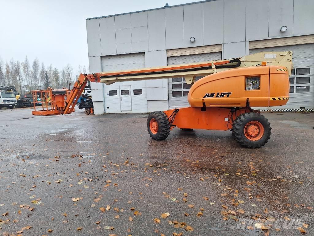 JLG 660 SJ 4x4x4 Gelenkteleskoparbeitsbühnen