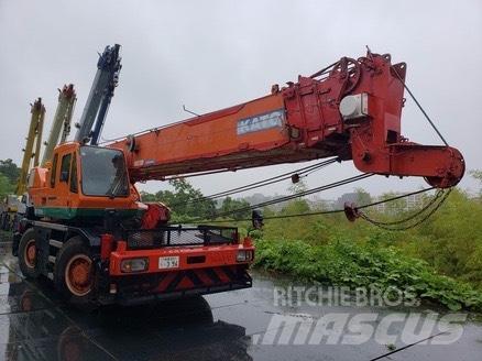 Kato KR25H-V5 Ruwterrein kranen