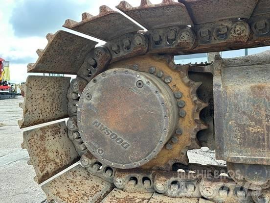 Doosan DX 300 LC-3 Raupenbagger