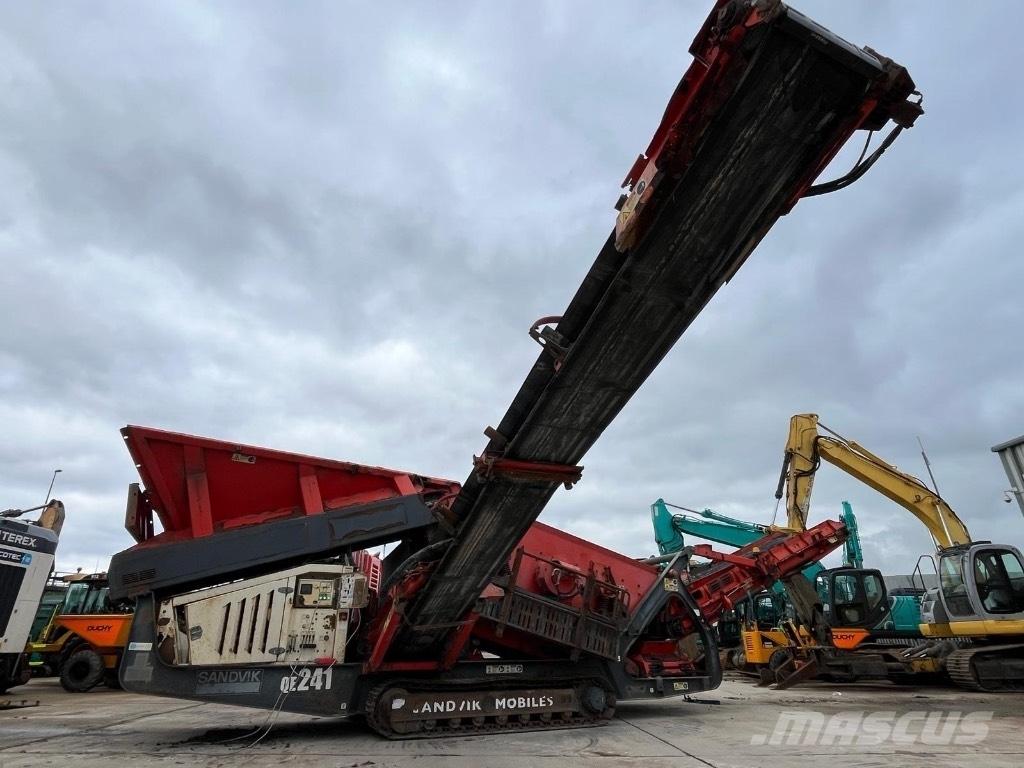 Sandvik QE 241 Sieb- und Brechanlagen