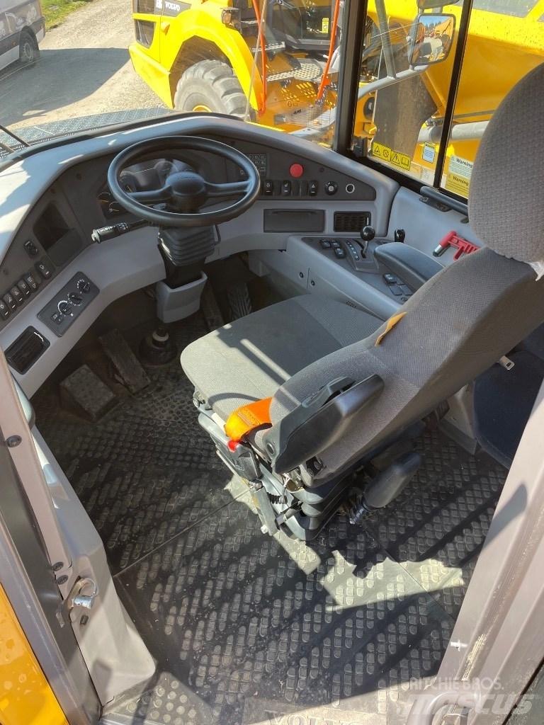 Volvo A30G Dumper - Knickgelenk