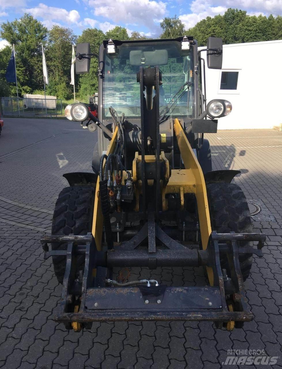 New Holland W50c Radlader